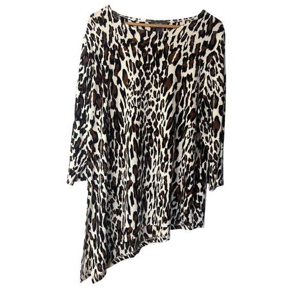 Travelers by Chico’s  Leopard Print Sz 3  Asymmetrical Tunic Top Stretch XL/18 - Picture 1 of 6